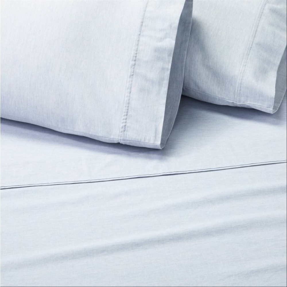 Hearth and hand magnolia queen melange 4 piece sheet set blue